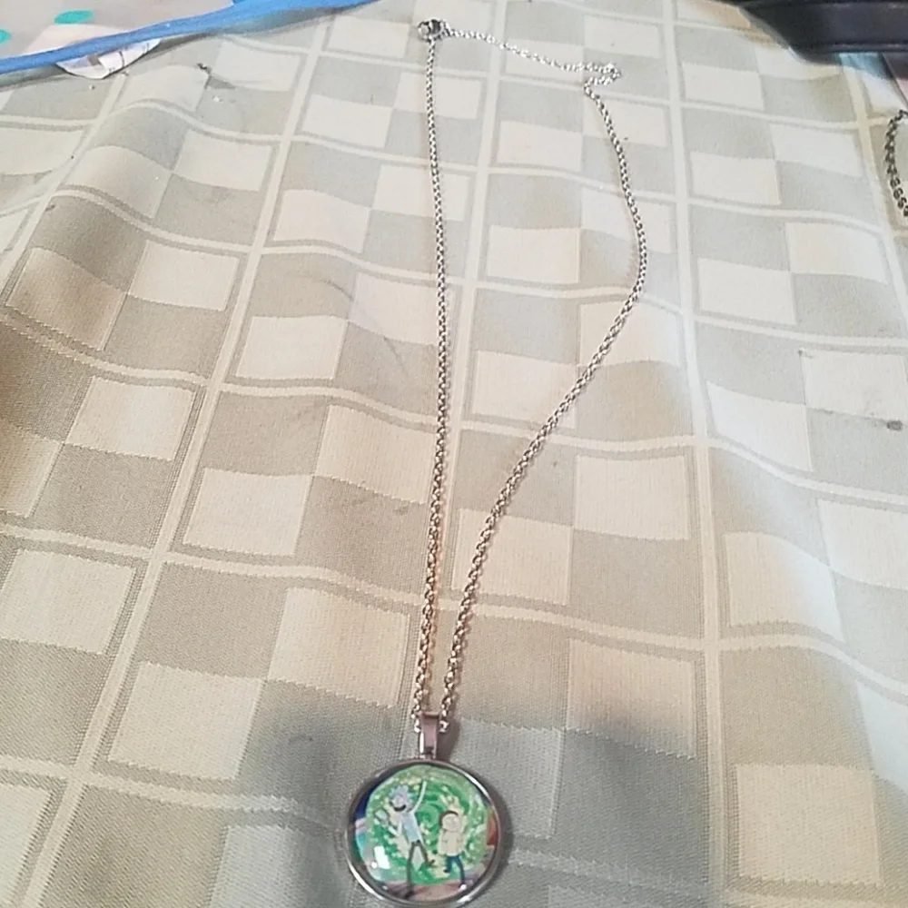 ❤️10/$40 New rick and morty necklace